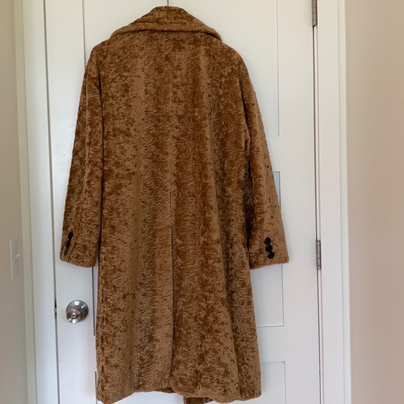 Parisian chic Faux Fur coat - Like new - Size S - Picture 3 of 3